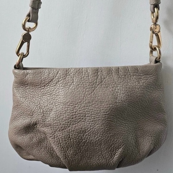 Marc Jacobs Taupe Leather Crossbody Bag - Picture 5 of 9